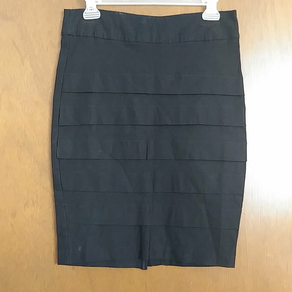 🆕 Stretchy Pencil skirt